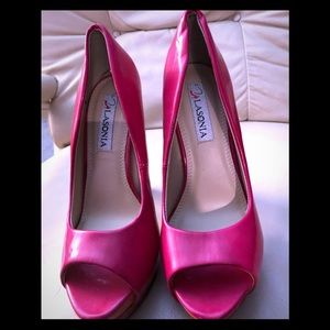 High heels pink shoes